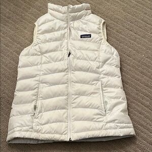 Patagonia White Puffer Vest